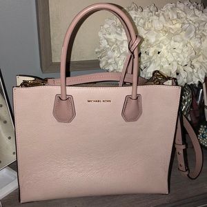 Available Michael kors brand new purse